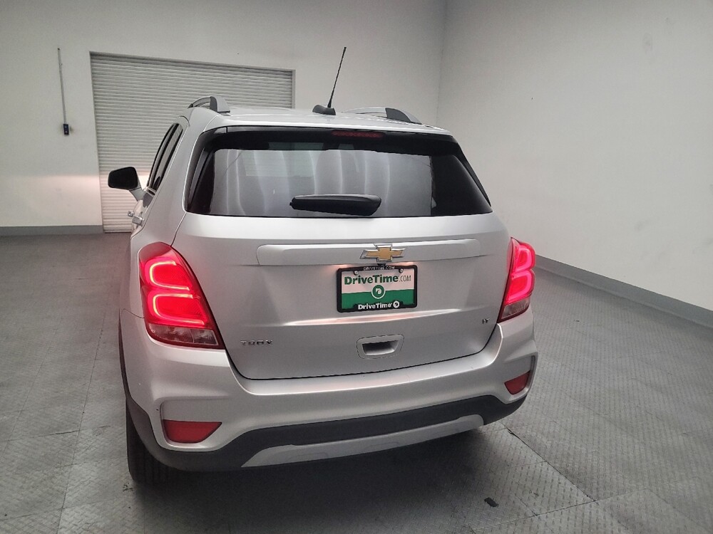 2018 Chevrolet Trax in Downey, CA 90241 - 18089230 6