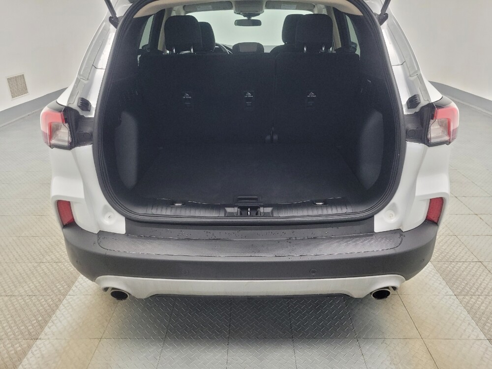 2020 Ford Escape in Ft Wayne, IN 46805 - 18089231 29