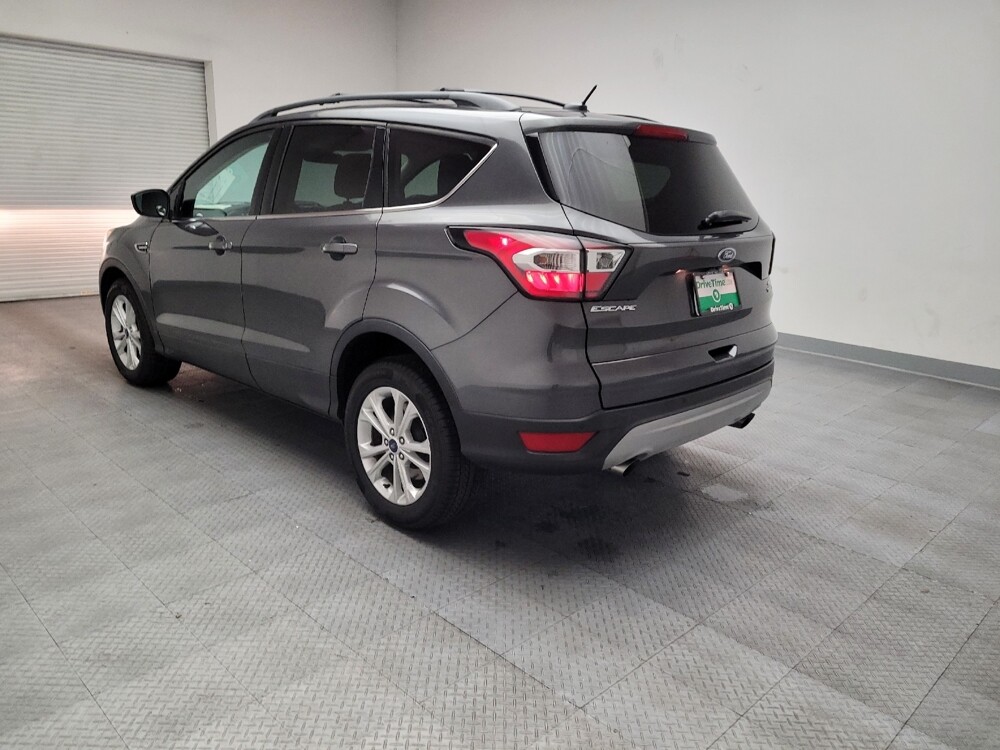 2017 Ford Escape in Montclair, CA 91763 - 18089232 5