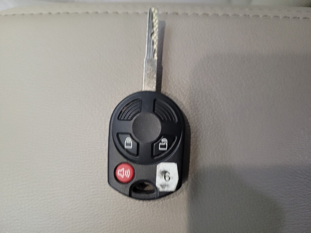 2017 Ford Escape in Montclair, CA 91763 - 18089232 32