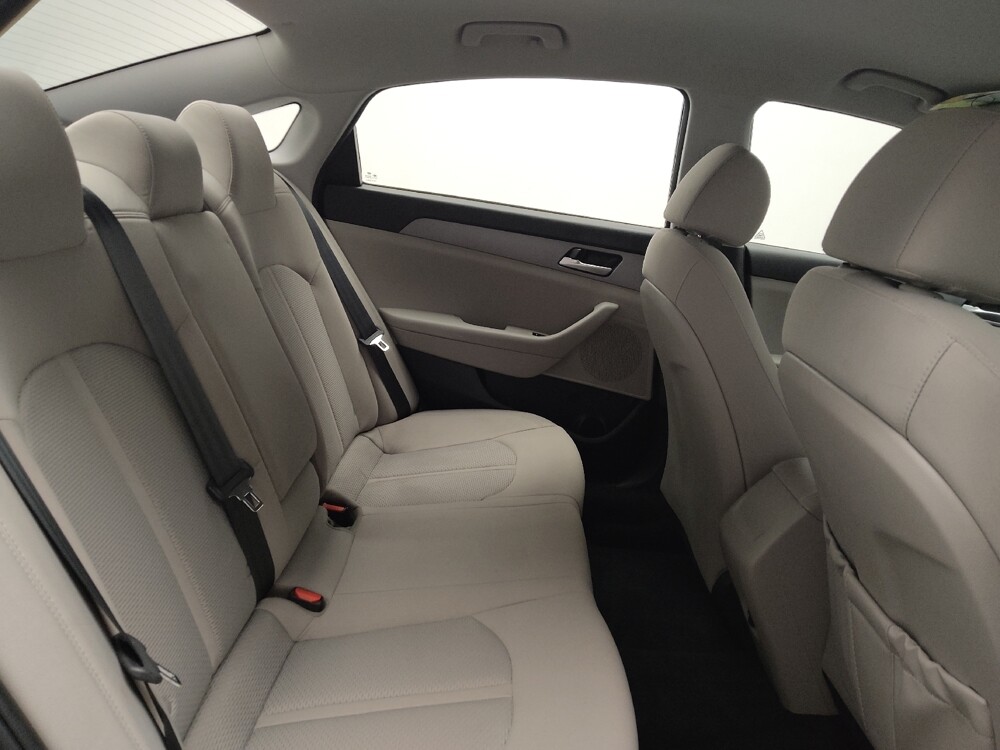 2018 Hyundai Sonata in Macon, GA 31210 - 18089233 19