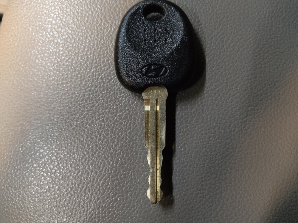 2019 Hyundai Elantra in Raleigh, NC 27604 - 18089238 32