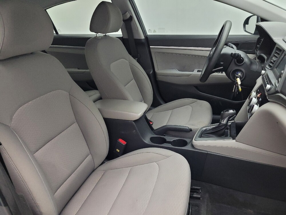 2019 Hyundai Elantra in Raleigh, NC 27604 - 18089238 21
