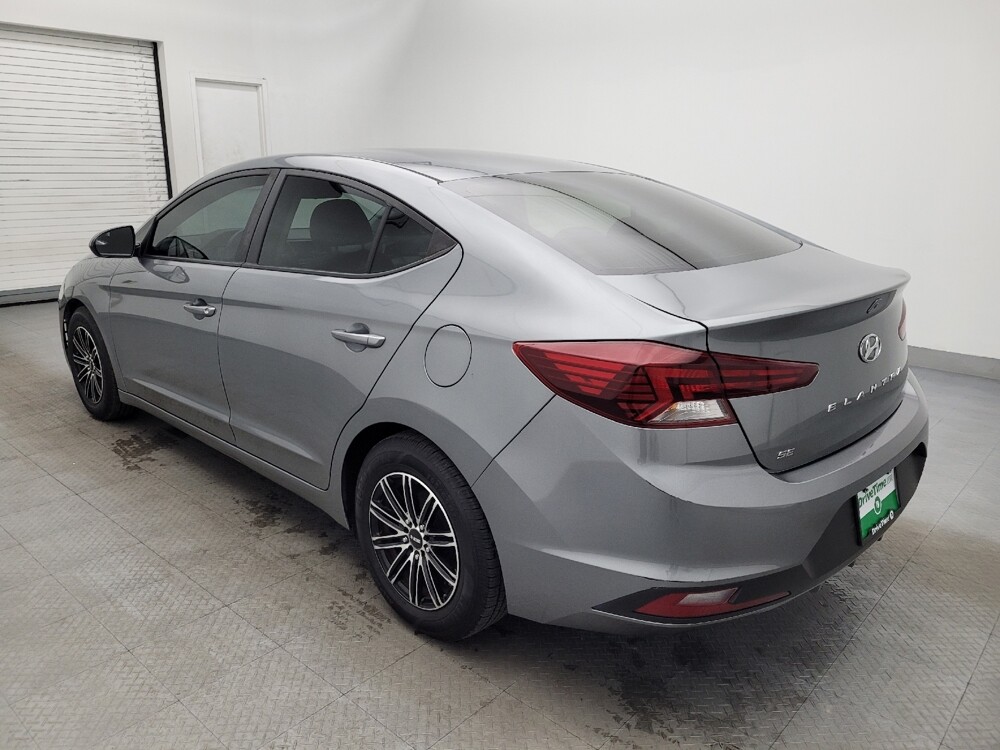 2019 Hyundai Elantra in Raleigh, NC 27604 - 18089238 3