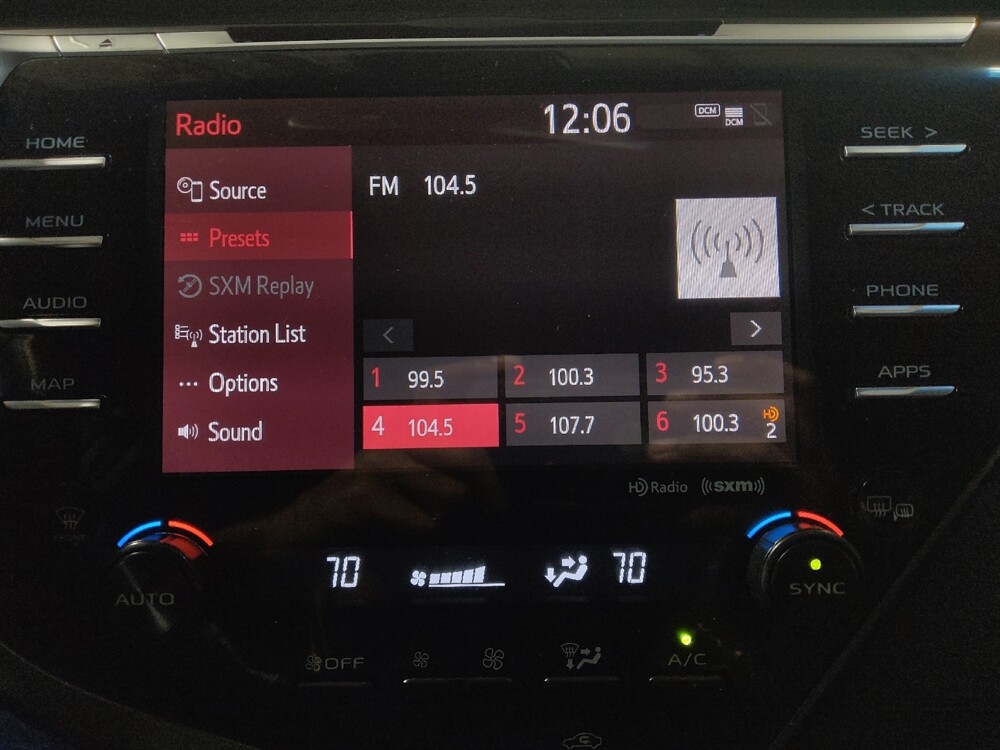 2020 Toyota Camry in Union City, GA 30291 - 18089257 25