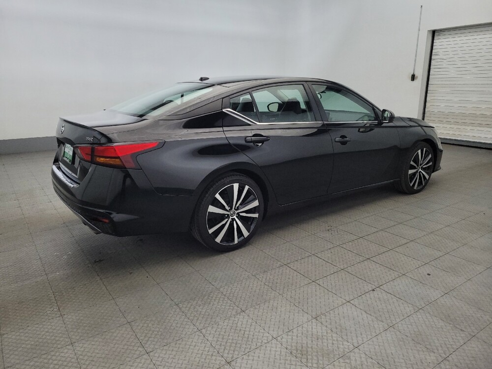 2022 Nissan Altima in Glen Burnie, MD 21061 - 18089261 10