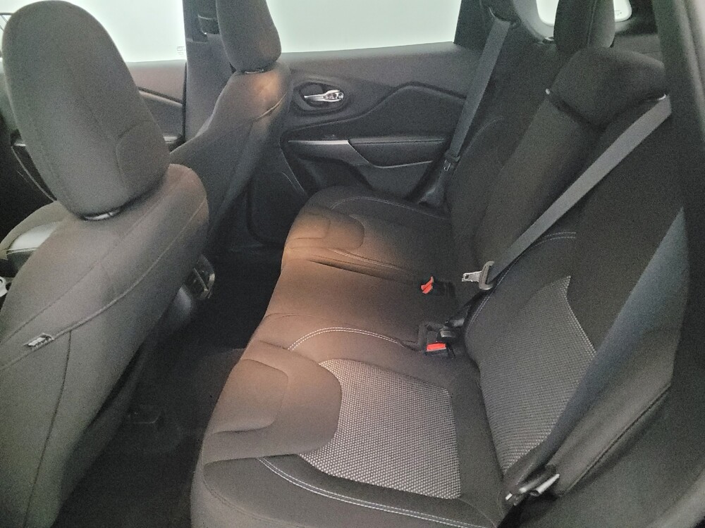 2021 Jeep Cherokee in Allentown, PA 18103 - 18089262 18