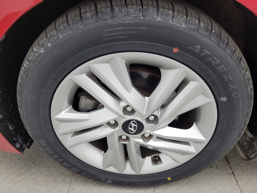 2020 Hyundai Elantra in Raleigh, NC 27604 - 18089265 31