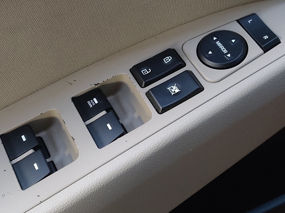 2017 Hyundai Elantra in Wilmington, NC 28405 - 18089266 27