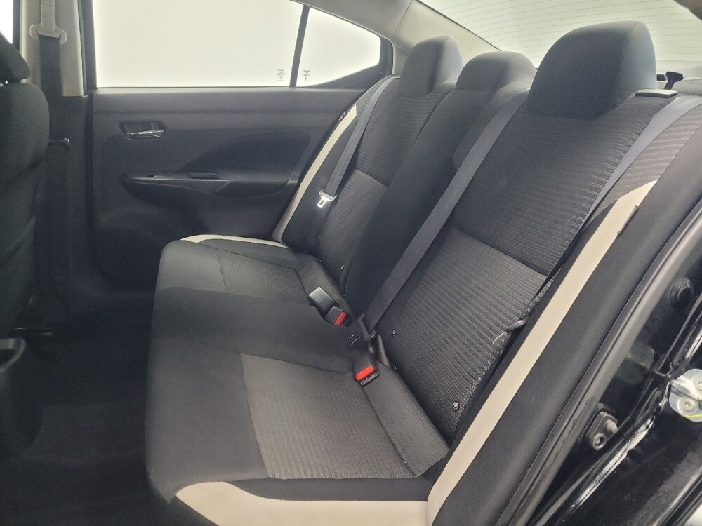 2021 Nissan Versa in Indianapolis, IN 46222 - 18089270 18