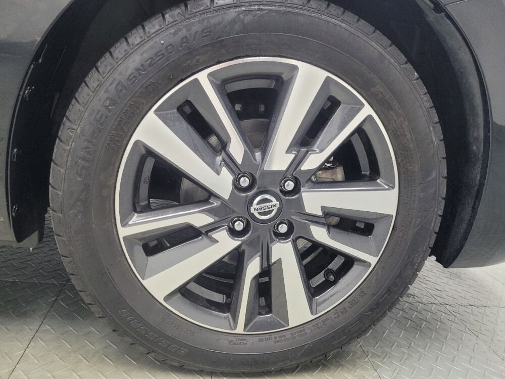 2021 Nissan Versa in Indianapolis, IN 46222 - 18089270 31