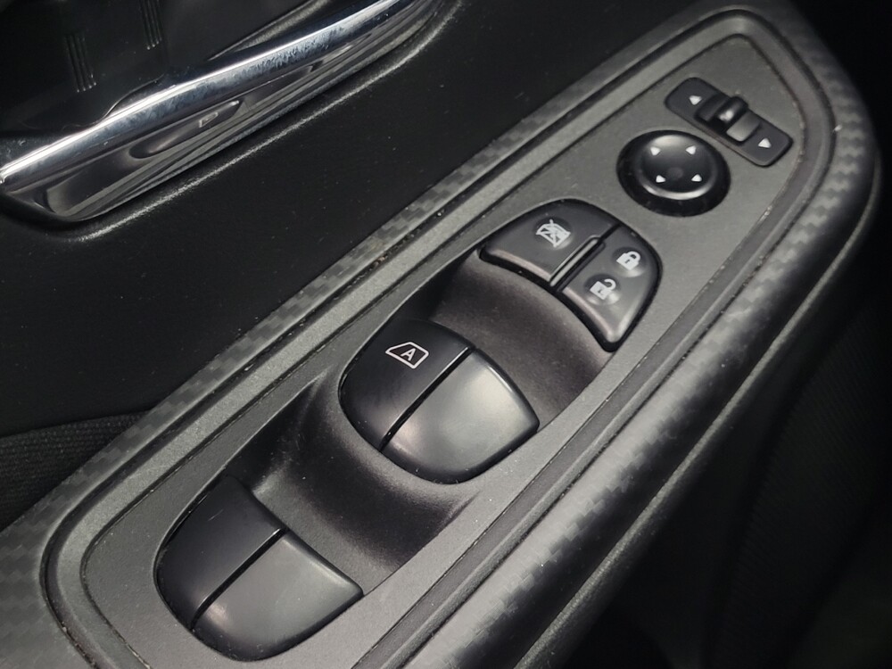 2021 Nissan Versa in Indianapolis, IN 46222 - 18089270 27