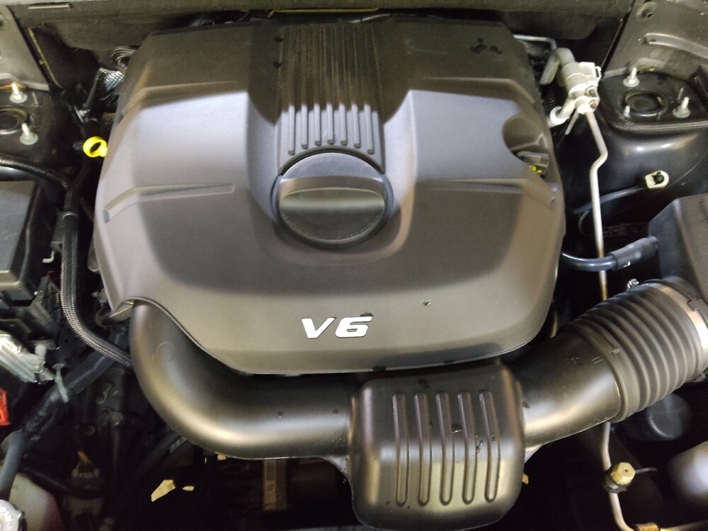 2015 Jeep Grand Cherokee in Winston-Salem, NC 27103 - 18089272 30