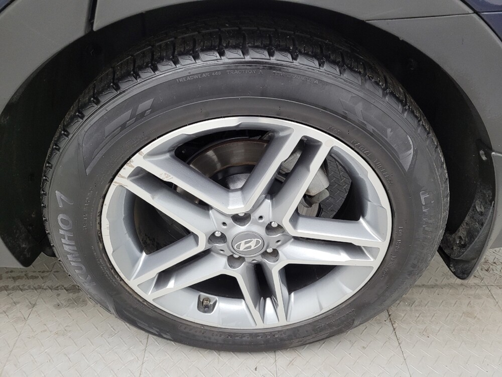 2018 Hyundai Santa Fe in Cincinnati, OH 45255 - 18089275 31