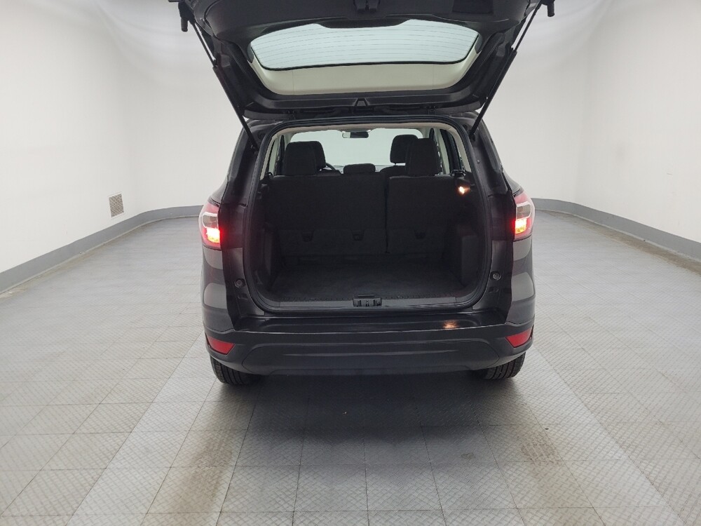 2017 Ford Escape in Peoria, IL 61615 - 18089284 29