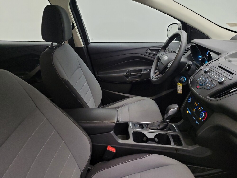 2017 Ford Escape in Peoria, IL 61615 - 18089284 21