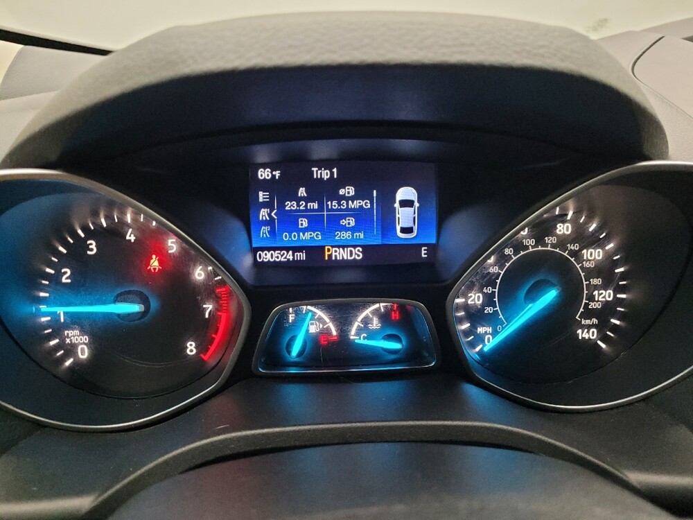 2017 Ford Escape in Peoria, IL 61615 - 18089284 23