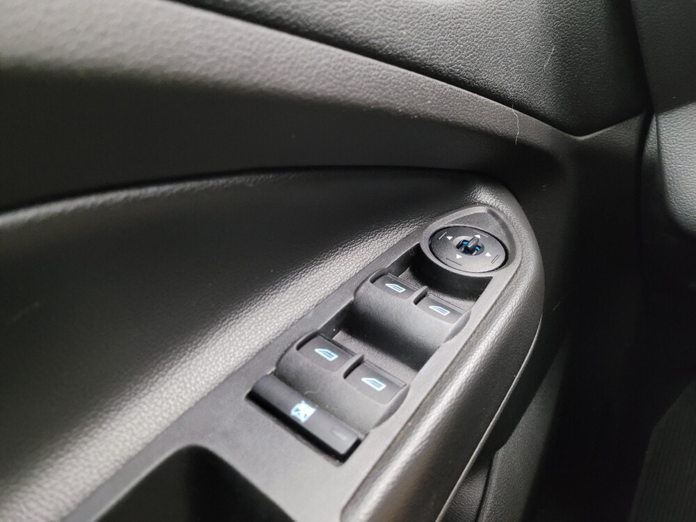 2017 Ford Escape in Peoria, IL 61615 - 18089284 27