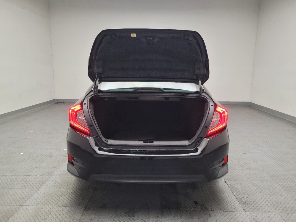 2018 Honda Civic in Riverside, CA 92504 - 18089285 29