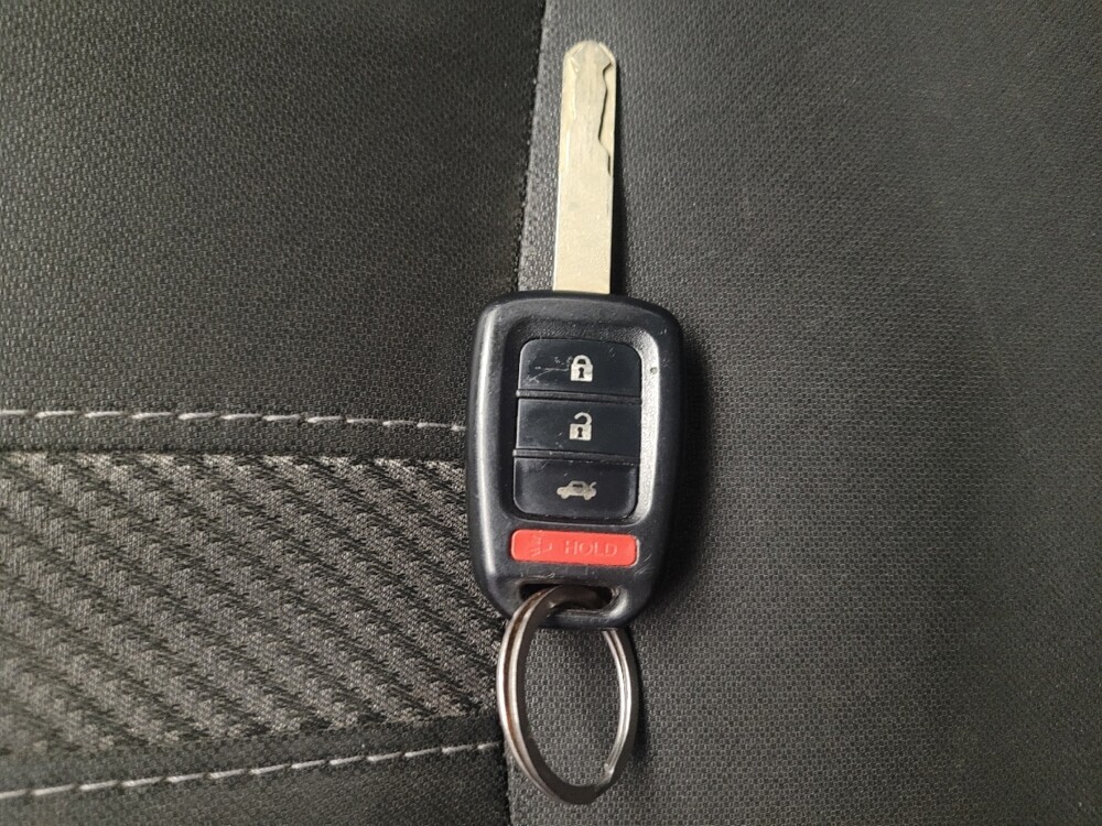 2018 Honda Civic in Riverside, CA 92504 - 18089285 32