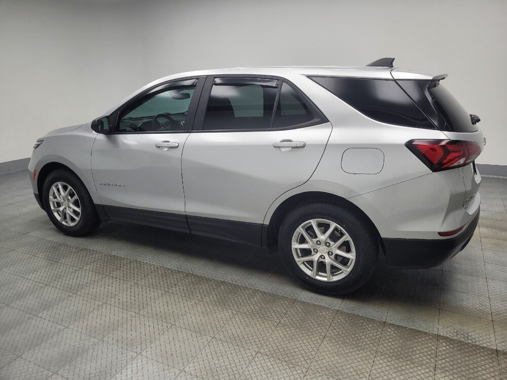 2022 Chevrolet Equinox in Indianapolis, IN 46222 - 18089286 3