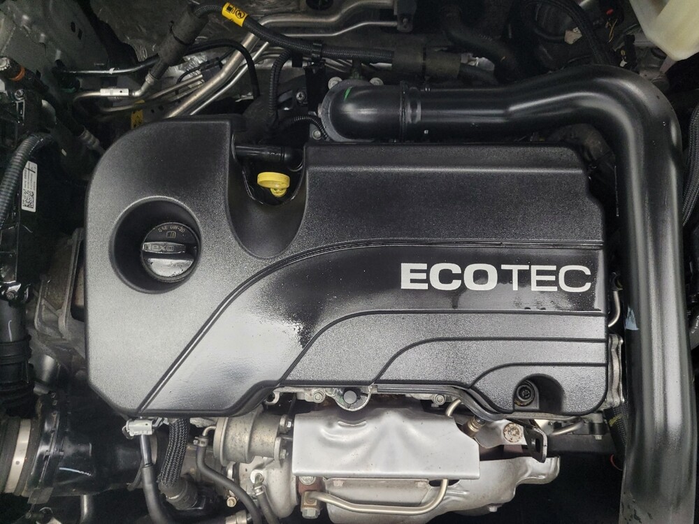 2022 Chevrolet Equinox in Indianapolis, IN 46222 - 18089286 30