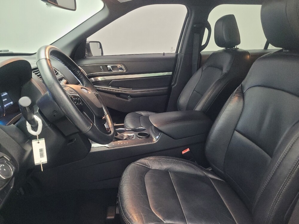 2018 Ford Explorer in Marietta, GA 30062 - 18089288 17
