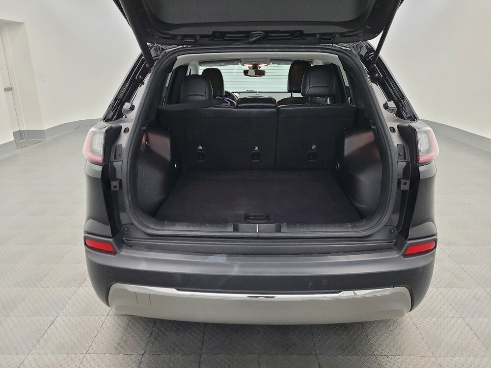 2019 Jeep Cherokee in Glendale, AZ 85301 - 18089296 29