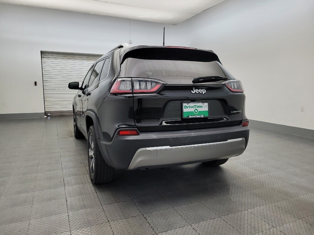 2019 Jeep Cherokee in Glendale, AZ 85301 - 18089296 6