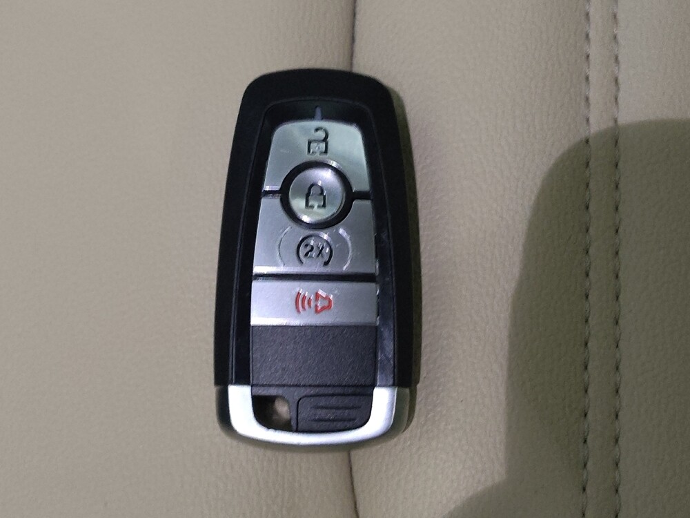 2019 Ford Edge in Raleigh, NC 27604 - 18089299 32