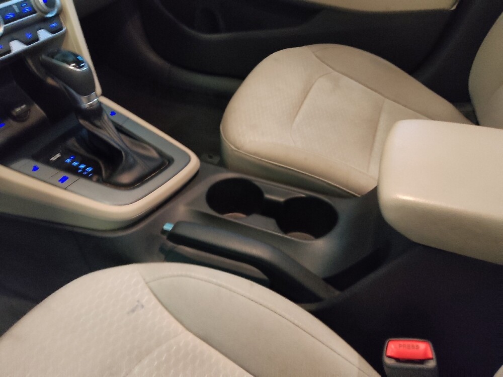 2019 Hyundai Elantra in Greenville, NC 27834 - 18089300 26