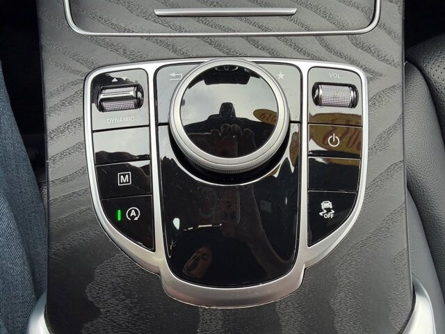 2019 Mercedes-Benz GLC 300 in Knoxville, TN 37920 - 18089308 23