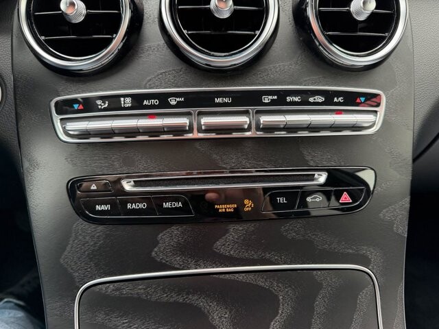 2019 Mercedes-Benz GLC 300 in Knoxville, TN 37920 - 18089308 22