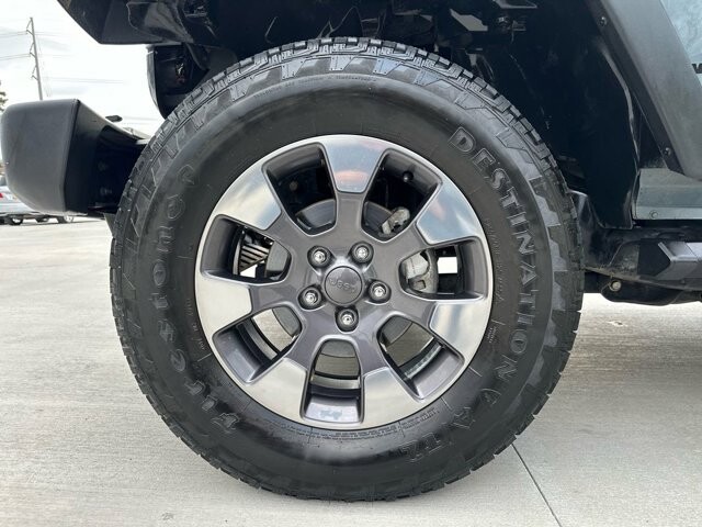 2015 Jeep Wrangler in Knoxville, TN 37920 - 18089310 24