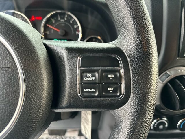 2015 Jeep Wrangler in Knoxville, TN 37920 - 18089310 18