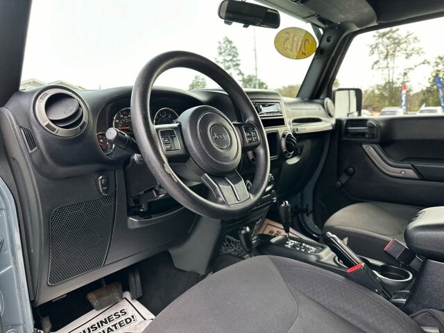 2015 Jeep Wrangler in Knoxville, TN 37920 - 18089310 11