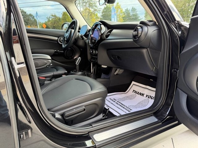 2022 MINI Cooper in Knoxville, TN 37920 - 18089311 15