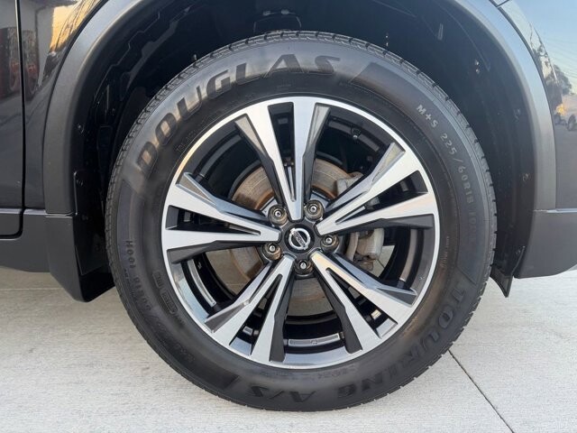 2019 Nissan Rogue in Knoxville, TN 37920 - 18089312 31