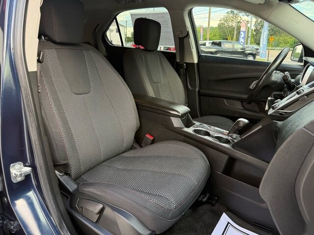 2015 Chevrolet Equinox in Knoxville, TN 37920 - 18089313 16