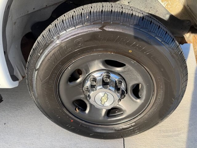 2014 Chevrolet Express 3500 in Knoxville, TN 37920 - 18089317 23