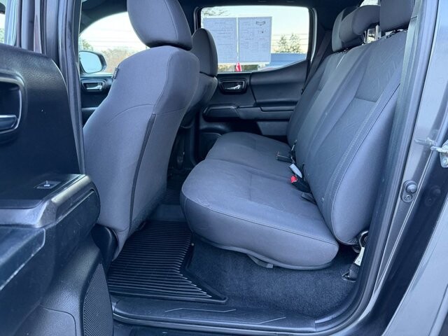 2019 Toyota Tacoma in Knoxville, TN 37920 - 18089321 12