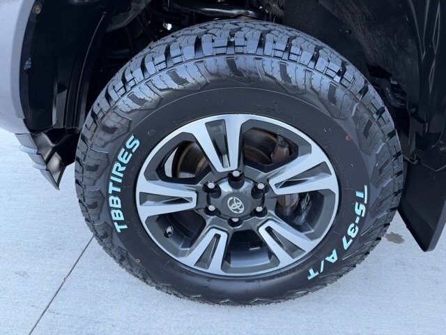 2019 Toyota Tacoma in Knoxville, TN 37920 - 18089321 26