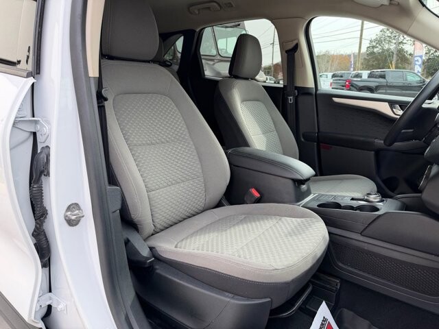 2020 Ford Escape in Knoxville, TN 37920 - 18089323 16