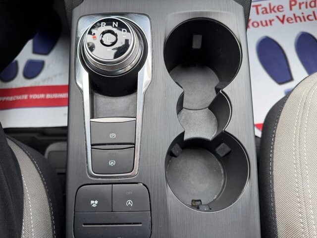 2020 Ford Escape in Knoxville, TN 37920 - 18089323 24