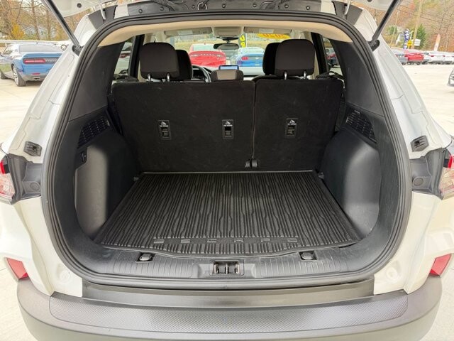 2020 Ford Escape in Knoxville, TN 37920 - 18089323 8