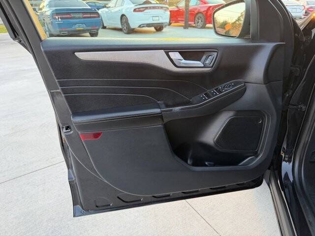 2021 Ford Escape in Knoxville, TN 37920 - 18089325 6