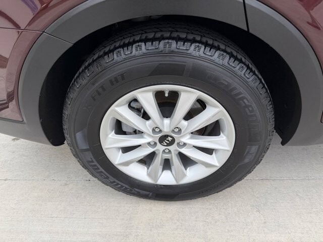 2019 Kia Sorento in Knoxville, TN 37920 - 18089327 30