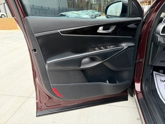 2019 Kia Sorento in Knoxville, TN 37920 - 18089327 6