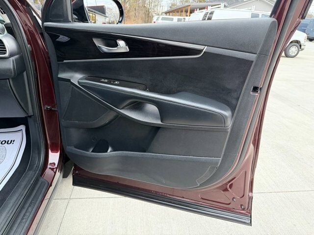 2019 Kia Sorento in Knoxville, TN 37920 - 18089327 11