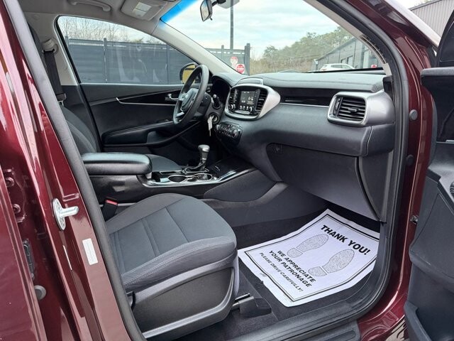 2019 Kia Sorento in Knoxville, TN 37920 - 18089327 17